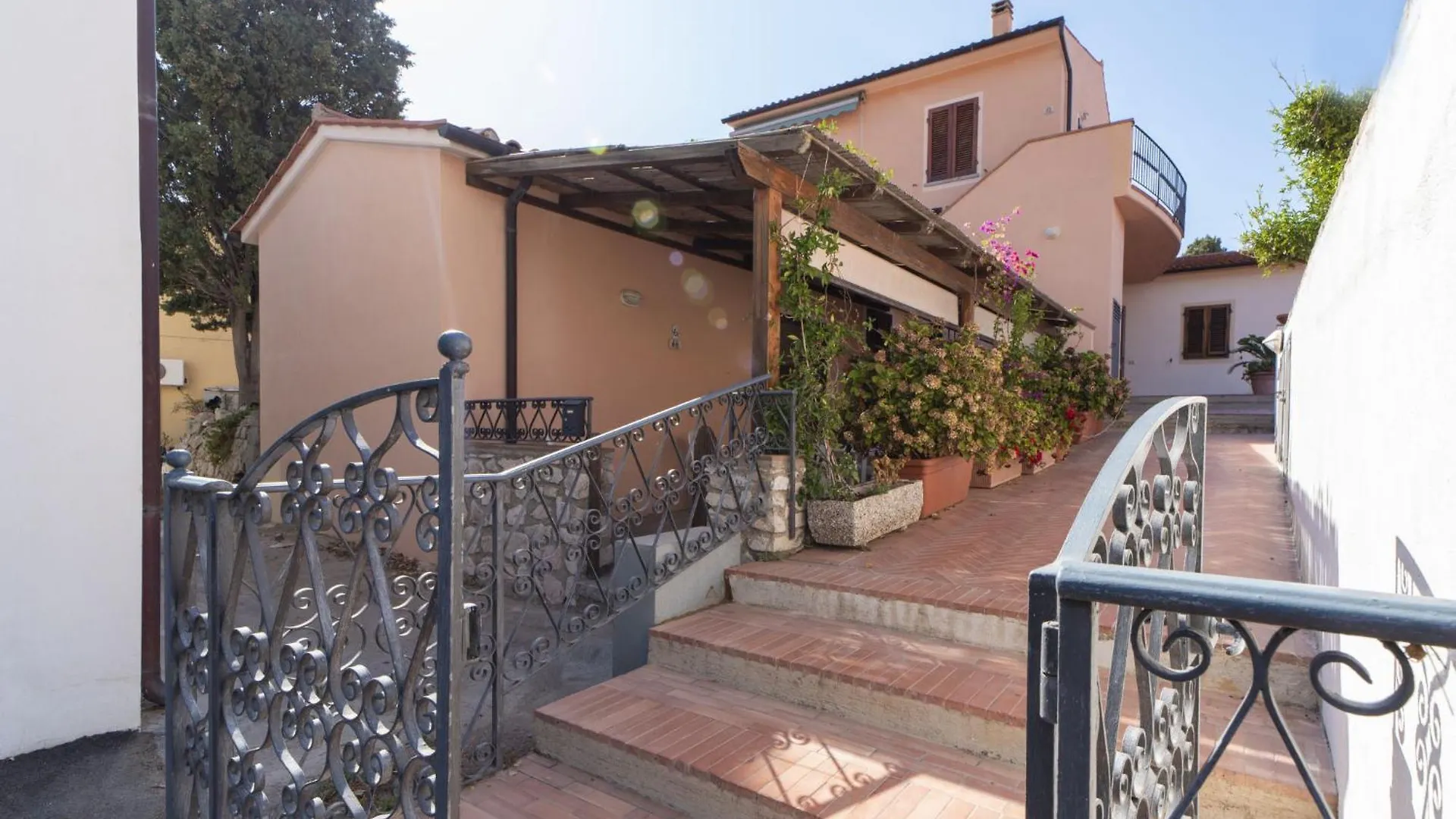 Apartment Borgo Patresi-2 By Interhome La Guardia